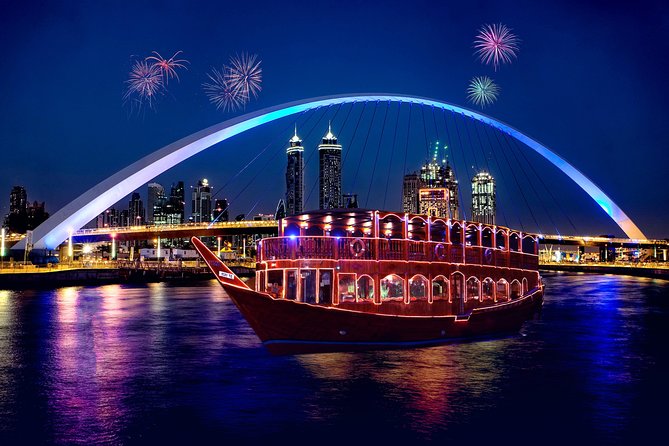 Dubai Marina Dhow Cruise 